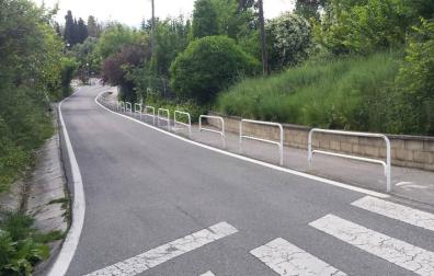 Una joven de 20 años, grave al ser arrollada por su propio coche en Pamplona