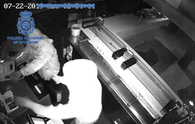 Cuatro detenidos por robos con fuerza en bares de Pamplona