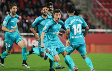 Osasuna, a flote en la isla