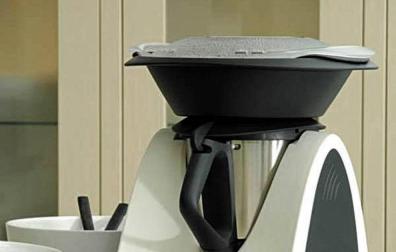 Arrestada en Pamplona por estafar 5.000 euros mediante la venta de robots de cocina