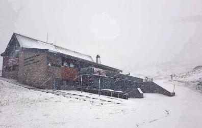 Importante nevada en el Pirineo roncalés