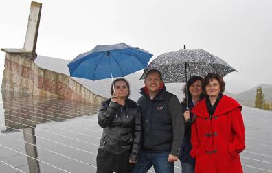 Alemanes en el muro de zuasti: Evelyn Ströhle, Gordon Stoj, Irene Strobl y Bettina Melcher