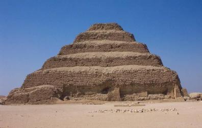 Descubren en Egipto un gran felino momificado