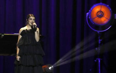 Amaia Romero, durante su actuación en la entrega de los Premios Goya 2019