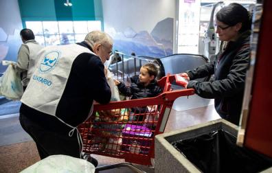 El Banco de Alimentos dice que la lluvia no para la recogida