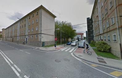 Calle Lakuntza, en la Txantrea, donde tuvo lugar el atraco.