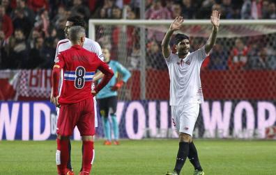 Banega, contra el Espanyol.