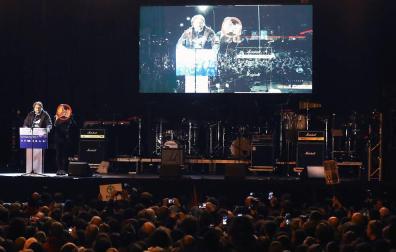 Bardem se disculpa con el alcalde de Madrid por llamarle "estúpido"