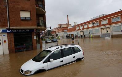 Más de un centenar de familias aisladas