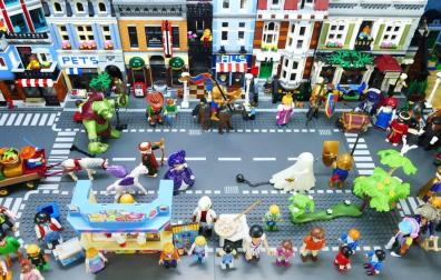 Mercadillo de playmobil, legos y otros juguetes a precios económicos en Pamplona