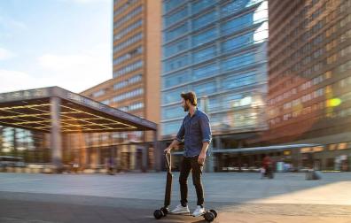 Audi se sube al patinete