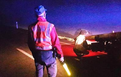 Una conductora se sale de la vía y da positivo en alcohol en Lumbier