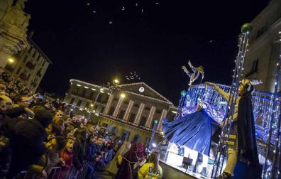 Fotos de la llegada de los Reyes Magos a Pamplona y de la cabalgata