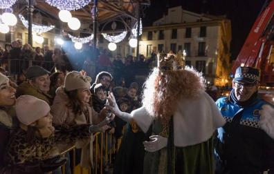 Fotos de la Cabalgata de sus Majestades los Reyes Magos de Oriente en Tudela.