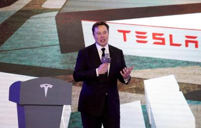 SpaceX lanza al espacio nuevos satélites para crear su propia red de internet