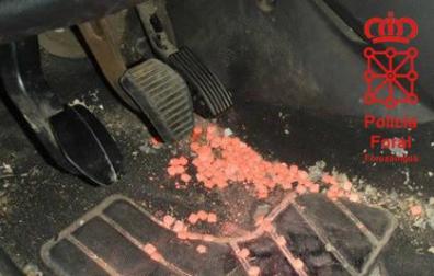 Parte de las drogas encontradas en el vehículo del arrestado en Tudela.