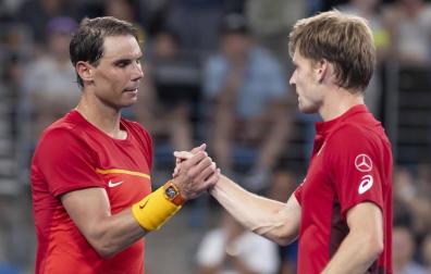 Nadal saluda a David Goffin tras su derrota.