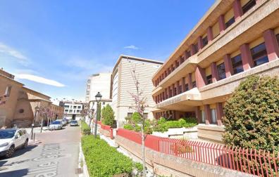 Exterior del colegio Compañía de María.