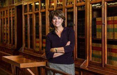 La ministra de Justicia en funciones, Dolores Delgado, en una entrevista con Efe tras ejercer como notaria mayor del Reino durante la exhumación en el Valle de los Caídos.