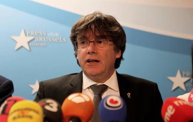 El expresidente de la Generalitat, Carles Puigdemont, durante una rueda de prensa ofrecida en Bruselas.