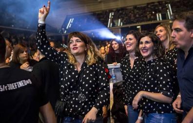 Fotos de la gira Yo fui a EGB en el Navarra Arena, a su paso por Pamplona.