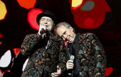 Sabina y Serrat, en su primer concierto en el Wizink Center de Madrid de la gira 'No hay dos sin tres'