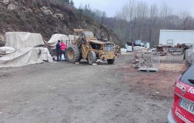 Un hombre fallece en un accidente laboral en el barrio Añerdi de Sunbilla