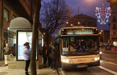 Descartan las paradas nocturnas a demanda para mujeres en villavesas