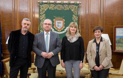 Martín Zabalza, Enrique Maya, Ana Ollo y Ana Elizalde.