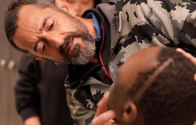 Muere en un avión el niño operado por Cavadas por un tumor en la cabeza