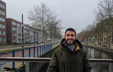 Un pamplonés que investiga en Holanda terapias contra el cáncer