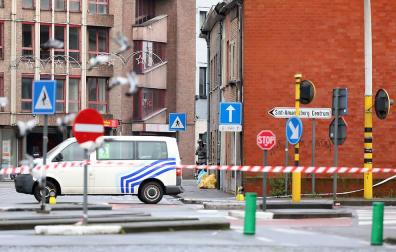 Cuatro hombres armados entran en un apartamento en Gante