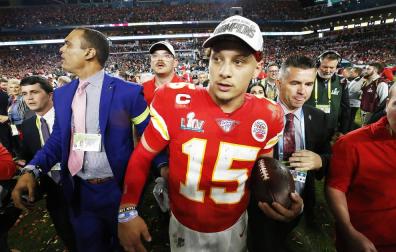 Mahomes y Williams protagonizan la remontada que hace campeones a los Chiefs