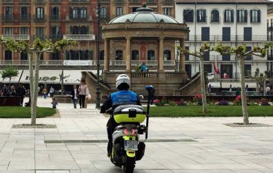 Las patrullas de policía en bici estarán en la calle en marzo o abril