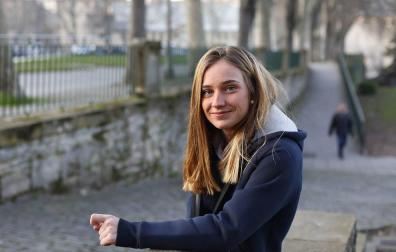 La joven que devolvió una cartera con 600€, satisfecha de haber hecho lo correcto