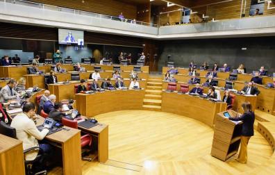 El Gobierno de Navarra salva sus presupuestos tras el acuerdo con EH Bildu