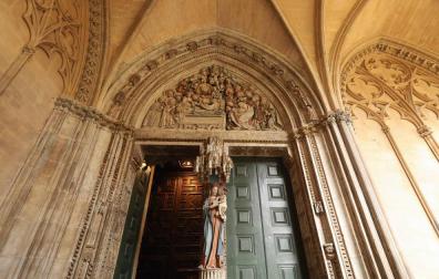 Restauración del claustro de la Catedral de Pamplona