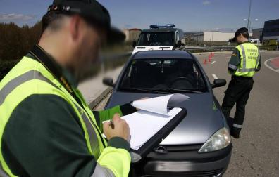 Agentes de la Guardia Civil de Tráfico