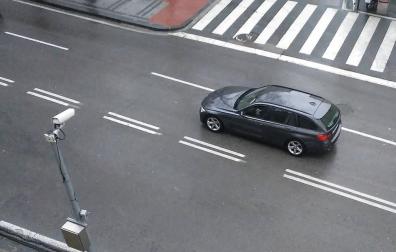 Instalan 7 controladores de tráfico con lector de matrícula en tres calles de Pamplona
