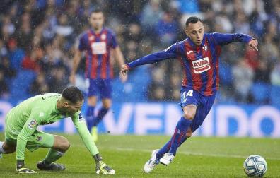 Un partido anterior del Eibar contra la Real Sociedad