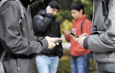 Un 20% de los jóvenes navarros utiliza internet de 2 a 5 horas diarias para ocio
