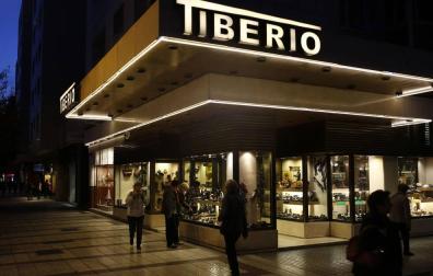 Calzados Tiberio cerrará sus dos tiendas por falta de relevo generacional