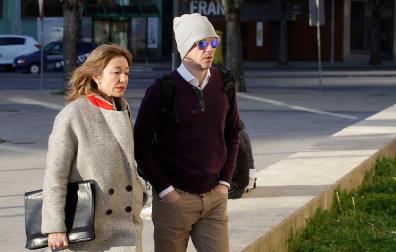 La abogada de Bandrés dice que "no hay prueba que acredite" que "conociera las extracciones de dinero"