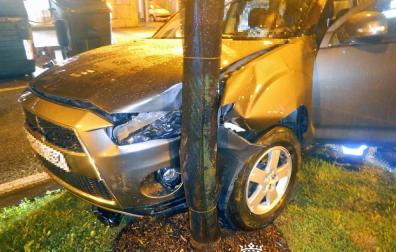 Una conductora se sale de la vía en la Rochapea y triplica la tasa de alcohol