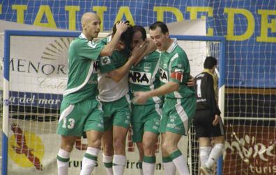 El MRA Xota, con jugadores como Passarinho o Javi Eseverri, disputó la primera Copa de España para el club de Irurtzun en 2002. La competición se disputó en Valencia. Cayó en cuartos ante el Caja Segovia.