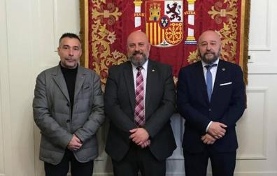 La AVT muestra su preocupación por el "panorama político" en Navarra y llama a "aislar" a EH Bildu