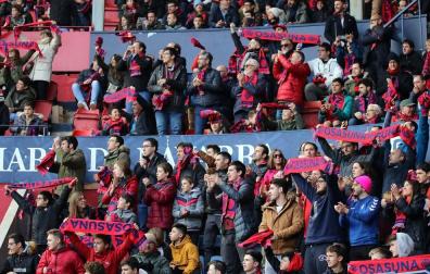 Galería de fotos del partido Osasuna-Espanyol Madrid disputado en El Sadar y correspondiente a la jornada 27 de LaLiga Santander.