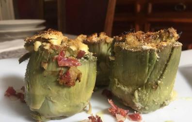 Una receta y un truco: Alcachofas rellenas de cebolla