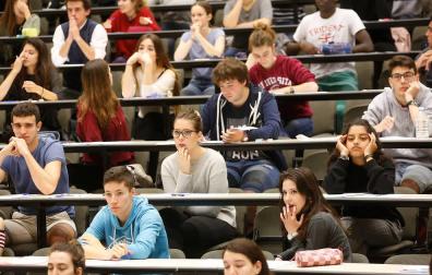 Las mujeres suponen el 58% de la Selectividad que comienza mañana