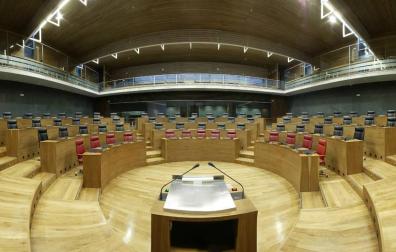 La Cámara foral celebra mañana pleno y sólo asistirán 12 personas